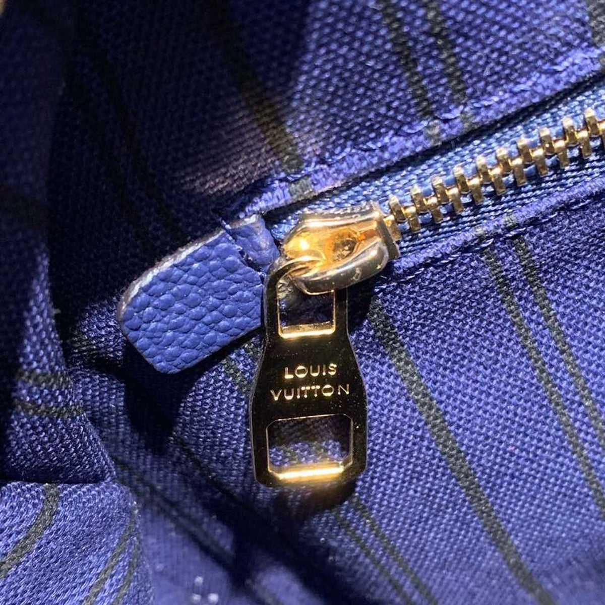 Louis Vuitton Speedy Bandouliere Bag 30cm Monogram Empreinte Leather Spring/Summer Collection M42406, Blue – product image 6