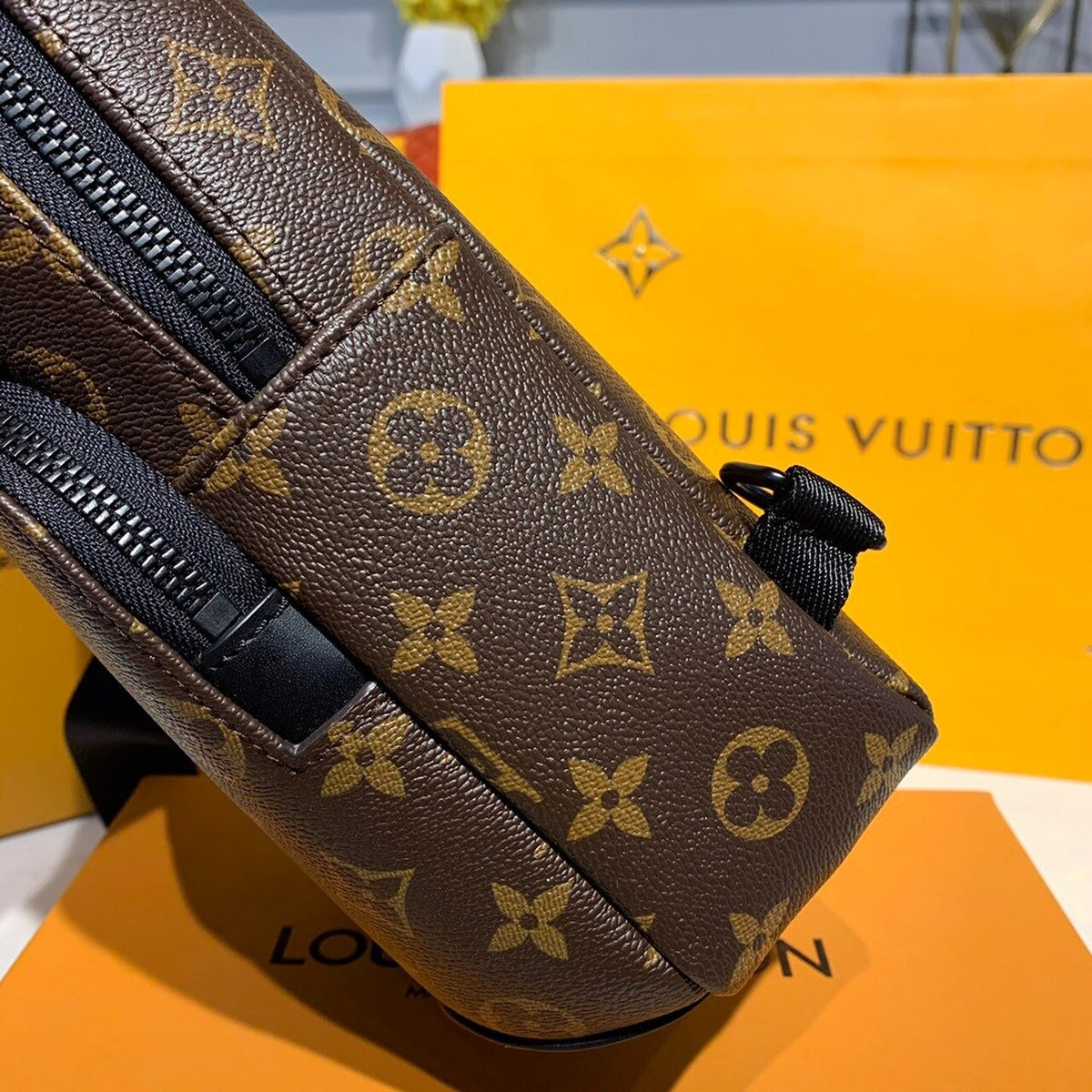 Louis Vuitton Avenue Sling Bag 32cm Monogram Canvas Spring/Summer Collection M41719, Brown – product image 7