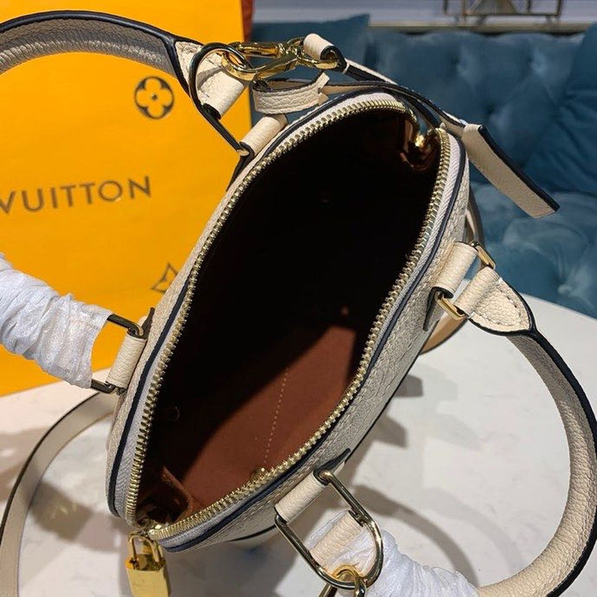 Louis Vuitton Neo Alma BB Bag 25cm Monogram Empreinte Canvas Spring/Summer Collection M44829, Creme – product image 6