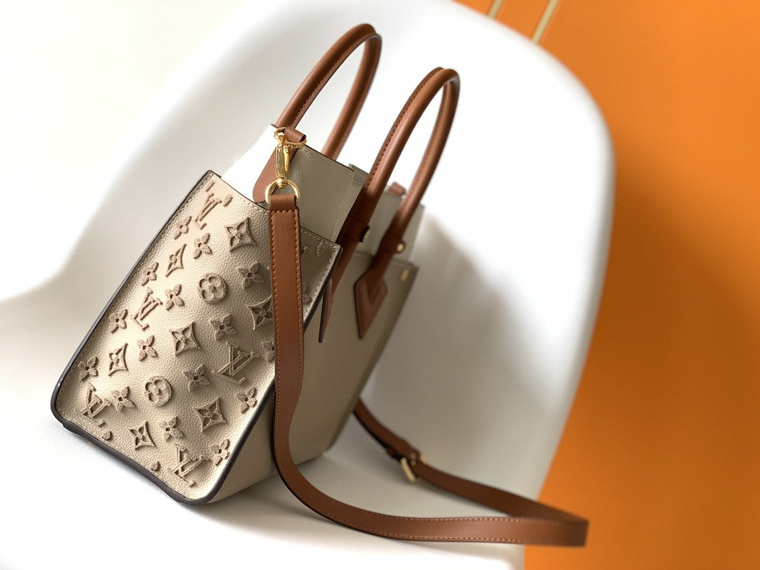 Louis Vuitton M57728 On My Side PM 30cm – product image 2
