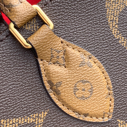 Louis Vuitton On The Go MM Tote Bag 35cm Brown – product image 5