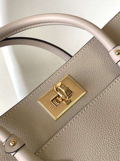 Louis Vuitton M57728 On My Side PM 30cm Greige – product image 6