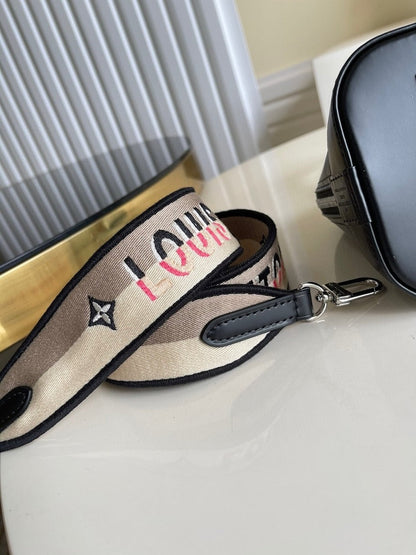 Louis Vuitton Alma BB Bag 24cm Epi Leather Spring/Summer Collection M57426 Black – product image 6
