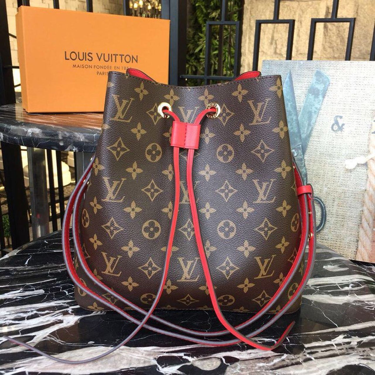 Louis Vuitton NoNo Bucket Bag Monogram Canvas Spring/Summer Collection M44020 Coquelicot – product image 2