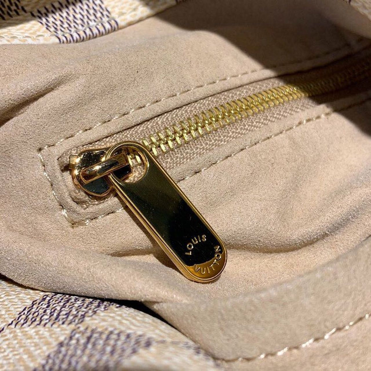 Louis Vuitton Artsy MM Bag 42cm Damier Azur Canvas Spring/Summer Collection N41174, Beige – product image 6