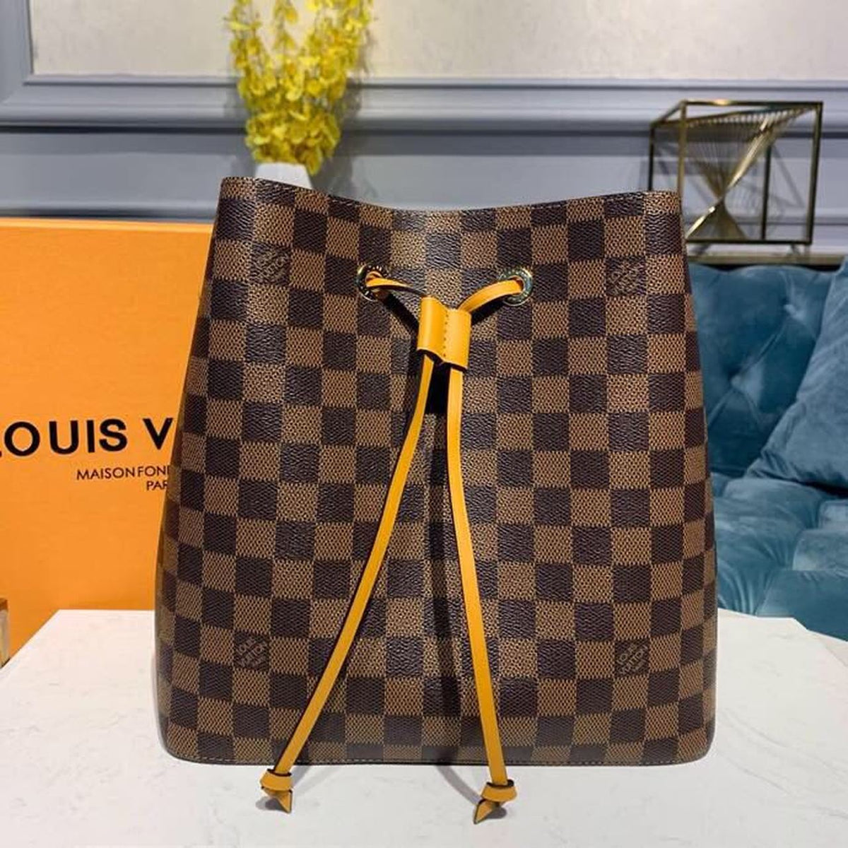 Louis Vuitton Néo Noé BB Bucket Bag 26cm Damier Ebene Canvas Spring/Summer Collection N40213, Safran – product image 1