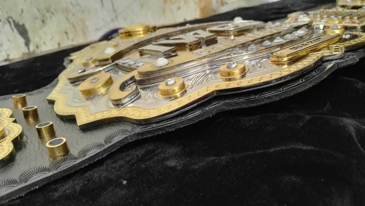 V4 HEAVYWEIGHT Zinc Championship Belt