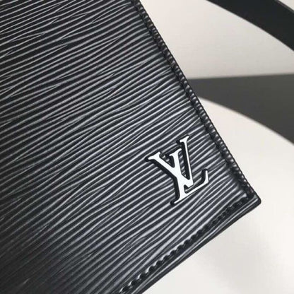 Louis Vuitton Petit Sac Plat 14cm – product image 3