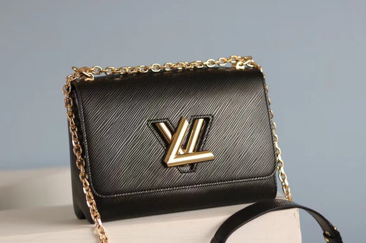 Louis Vuitton Twist PM 23cm Epi Canvas Spring/Summer Collection M54805, Black GHW – product image 1