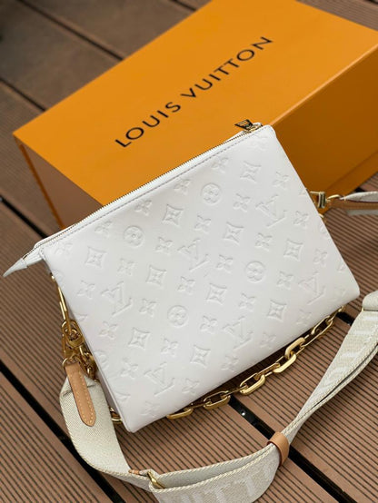 Louis Vuitton Coussin PM Bag 26cm Monogram Embossed Puffy Lambskin Leather Spring/Summer Collection M57793 White – product…