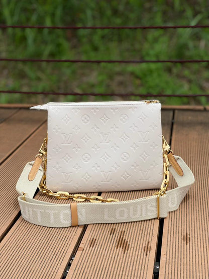 Louis Vuitton Coussin PM Bag 26cm Monogram Embossed Puffy Lambskin Leather Spring/Summer Collection M57793 White – product…