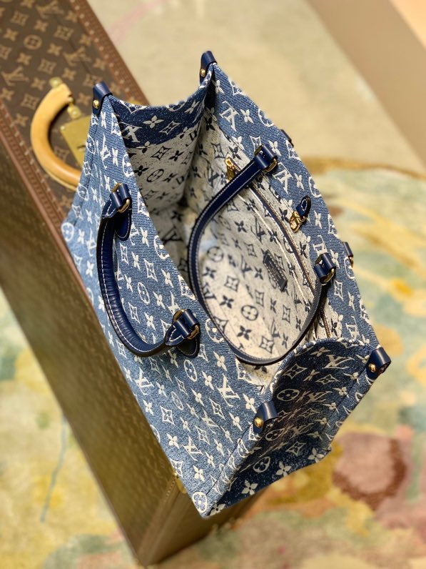 Louis Vuitton Onthego MM Tote Navy Blue 32cm – product image 7