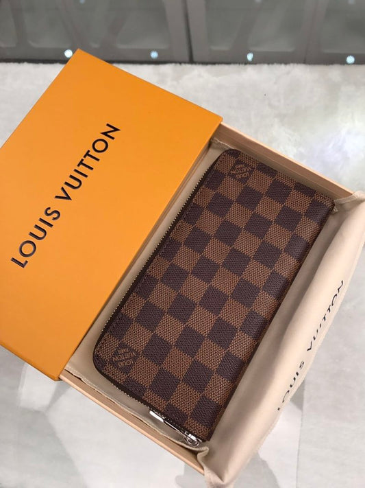 Louis Vuitton Damier Wallet 20cm Brown – product image 1